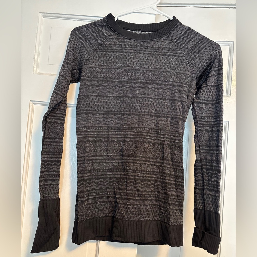 Lululemon Gray Ribbed Top